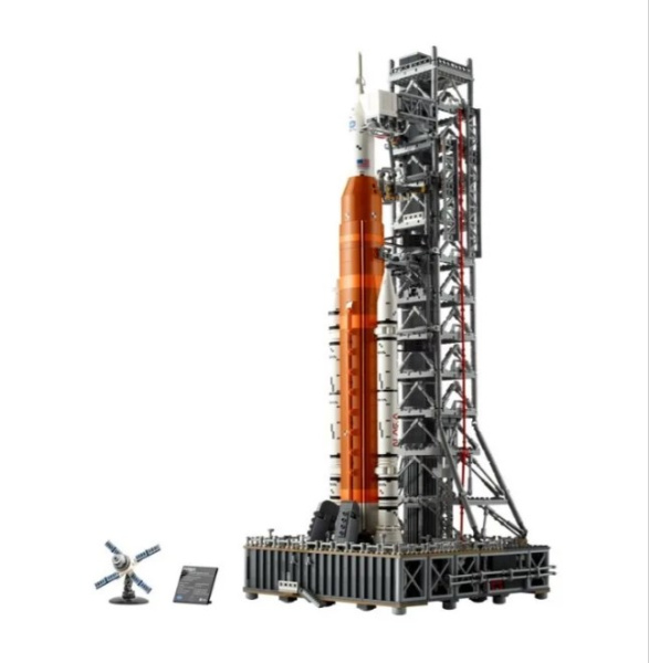 Конструктор 68009 Космическая стартовая система NASA Артемида